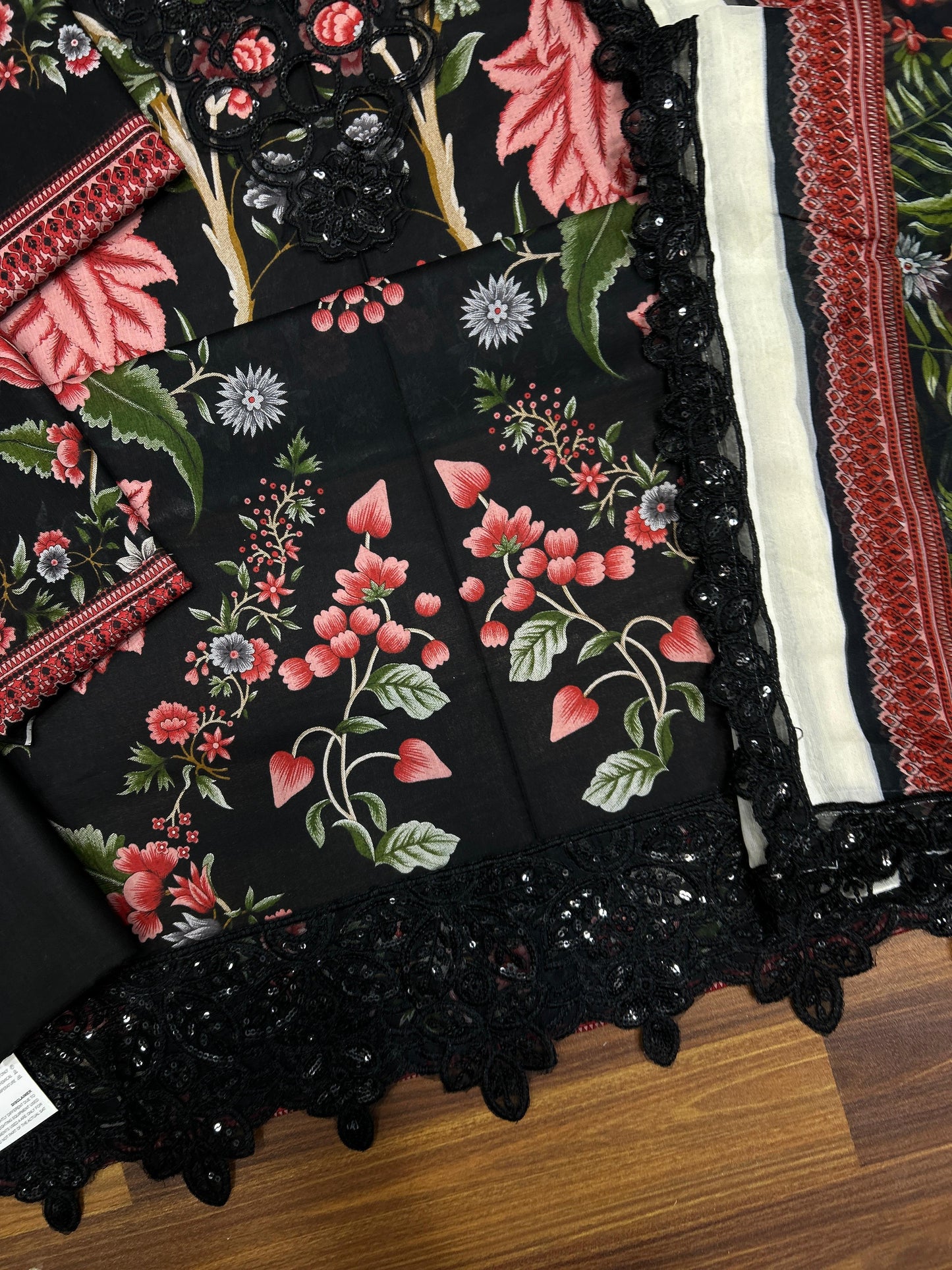 MARIAB B LAWN WITH CHIFFON DUPATTA |3PEC UNSTICHED