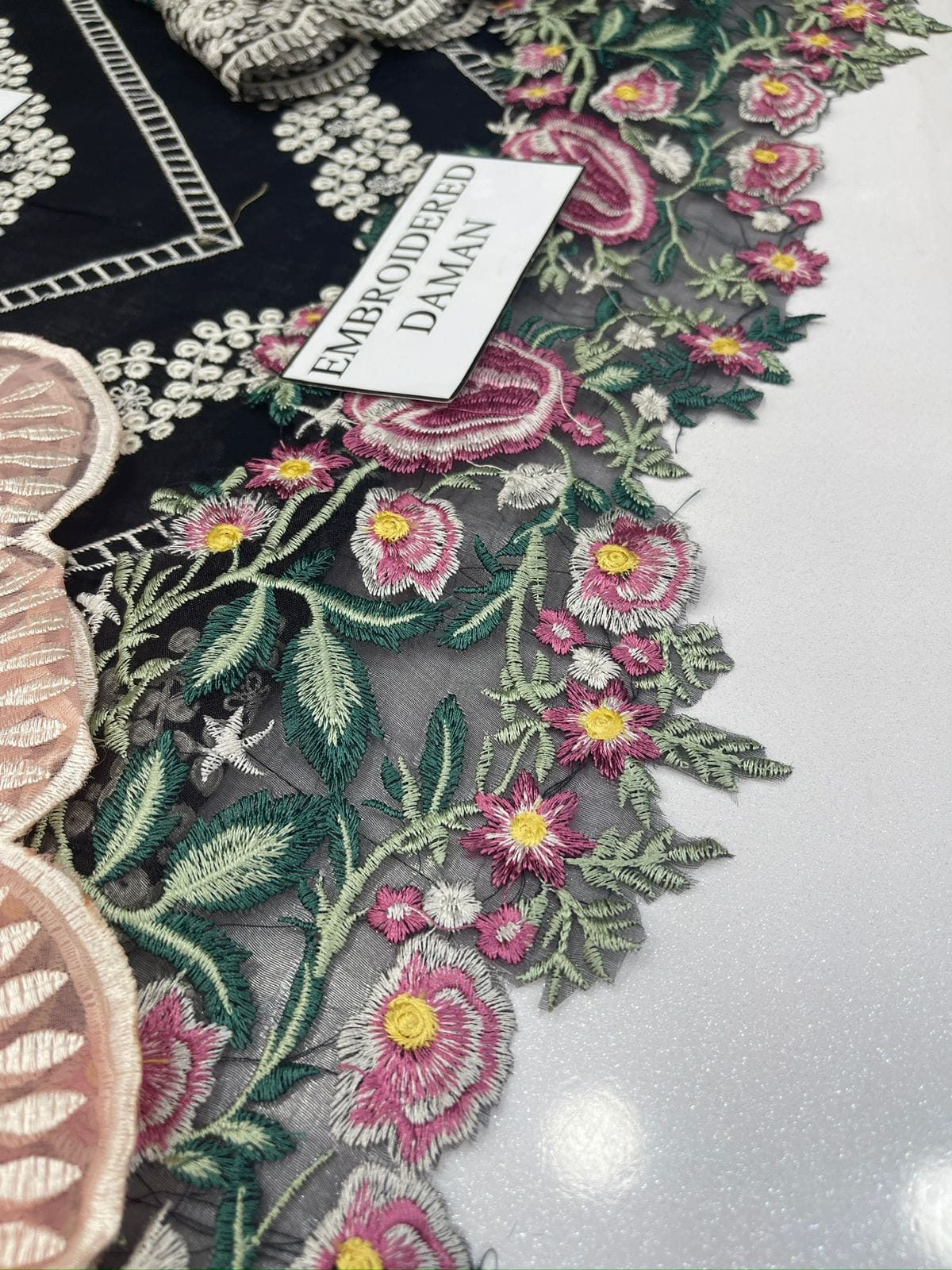 CRIMSON CHIKENKARI FANCY |3PC UNSTICHED