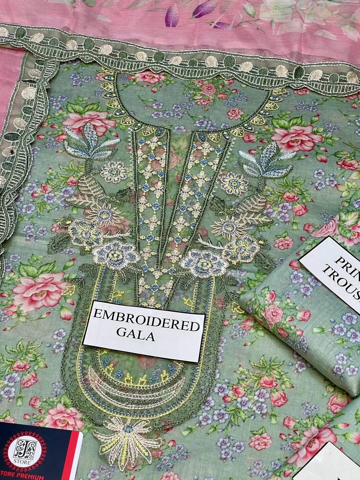 Iznik | M Print | Digital Printed Lawn Chiffon Dupatta | 3pc Unstiched