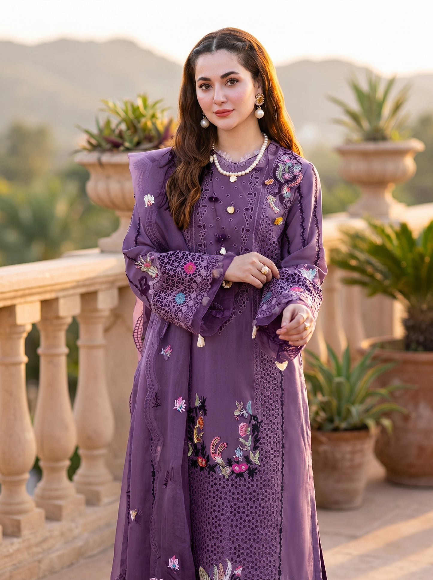 Qalamkar | Premium Chikenkari Lawn with Orgenza Embroidred Dupatta | 3pec Unstiched