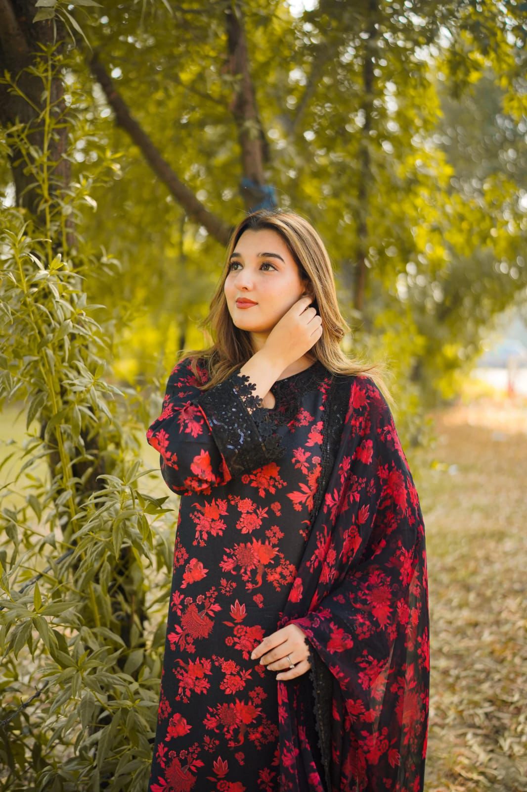 ANEELA LAWN BLACK LOVE |  WITH CHIFFON DUPATTA  |3PEC UNsTICHED